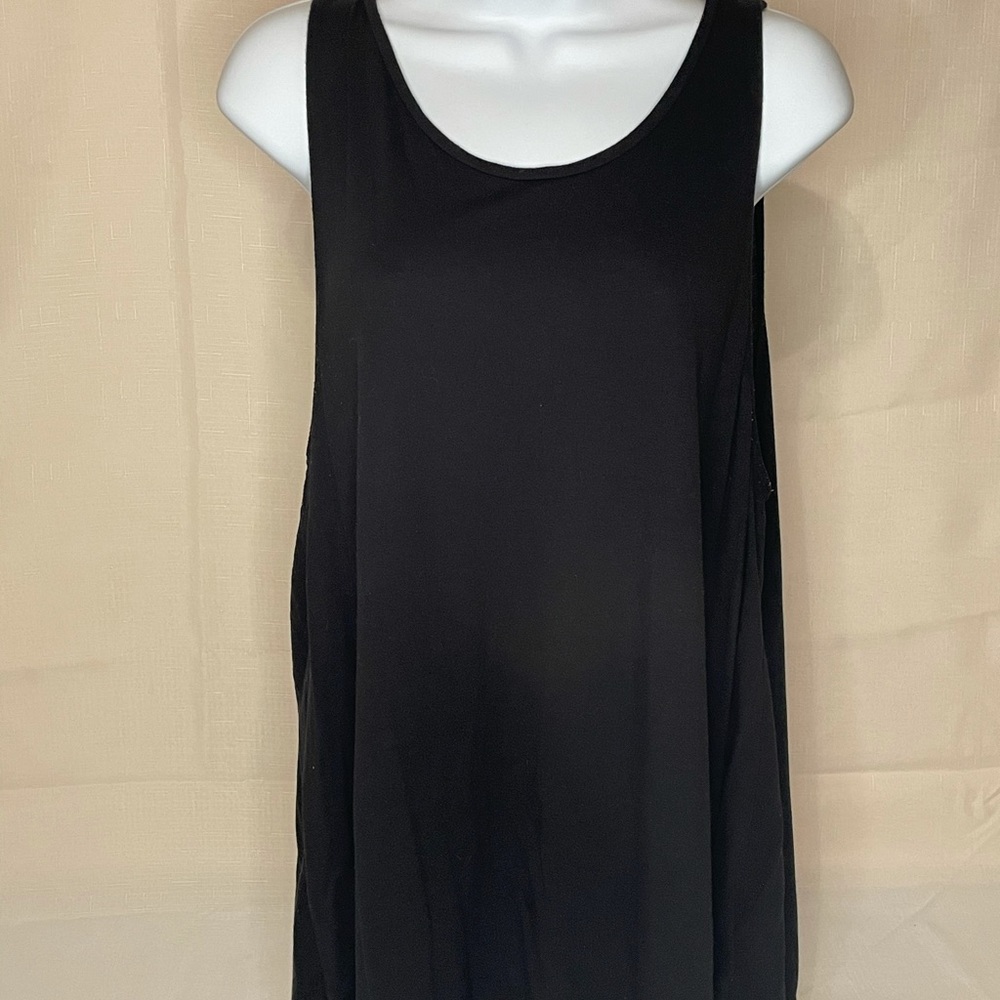 Old Navy Black Sleeveless Flowy Top XL